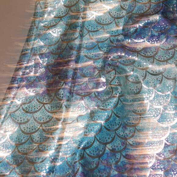 Blue Mermaide Tail Size Large - Picture 6 of 7